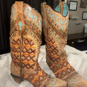 Corral Western Boots. Size 7 medium.